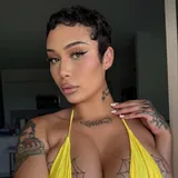 Destini π (Your favorite mommy π₯Ήπ¦)