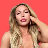 ☀️Nikki Benz☀️