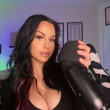ShotsofSimone π